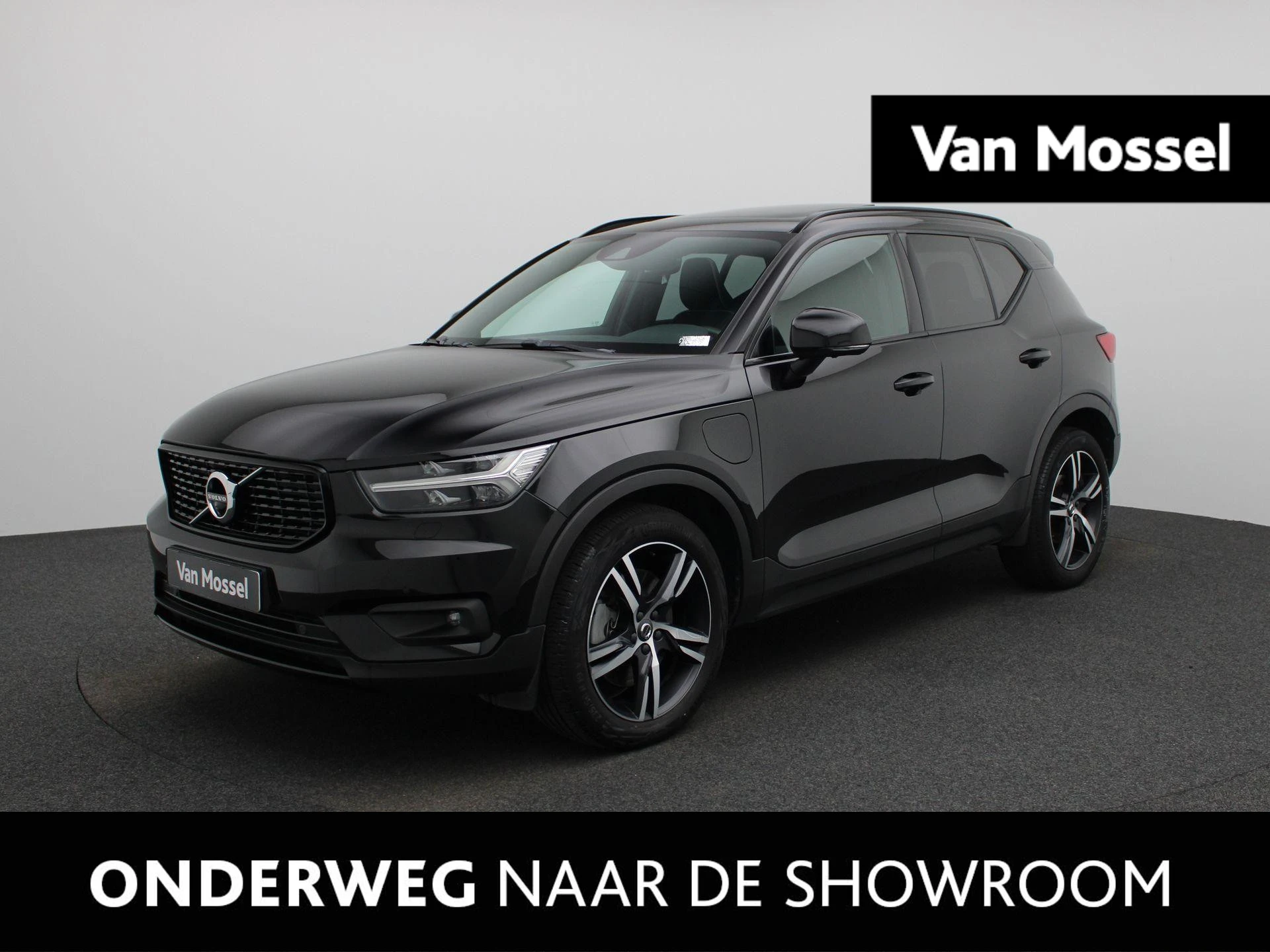 Volvo-XC40-image-0