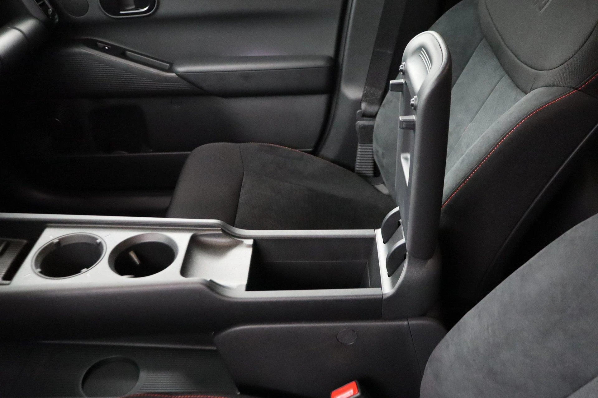 Hyundai-IONIQ 3-image-57