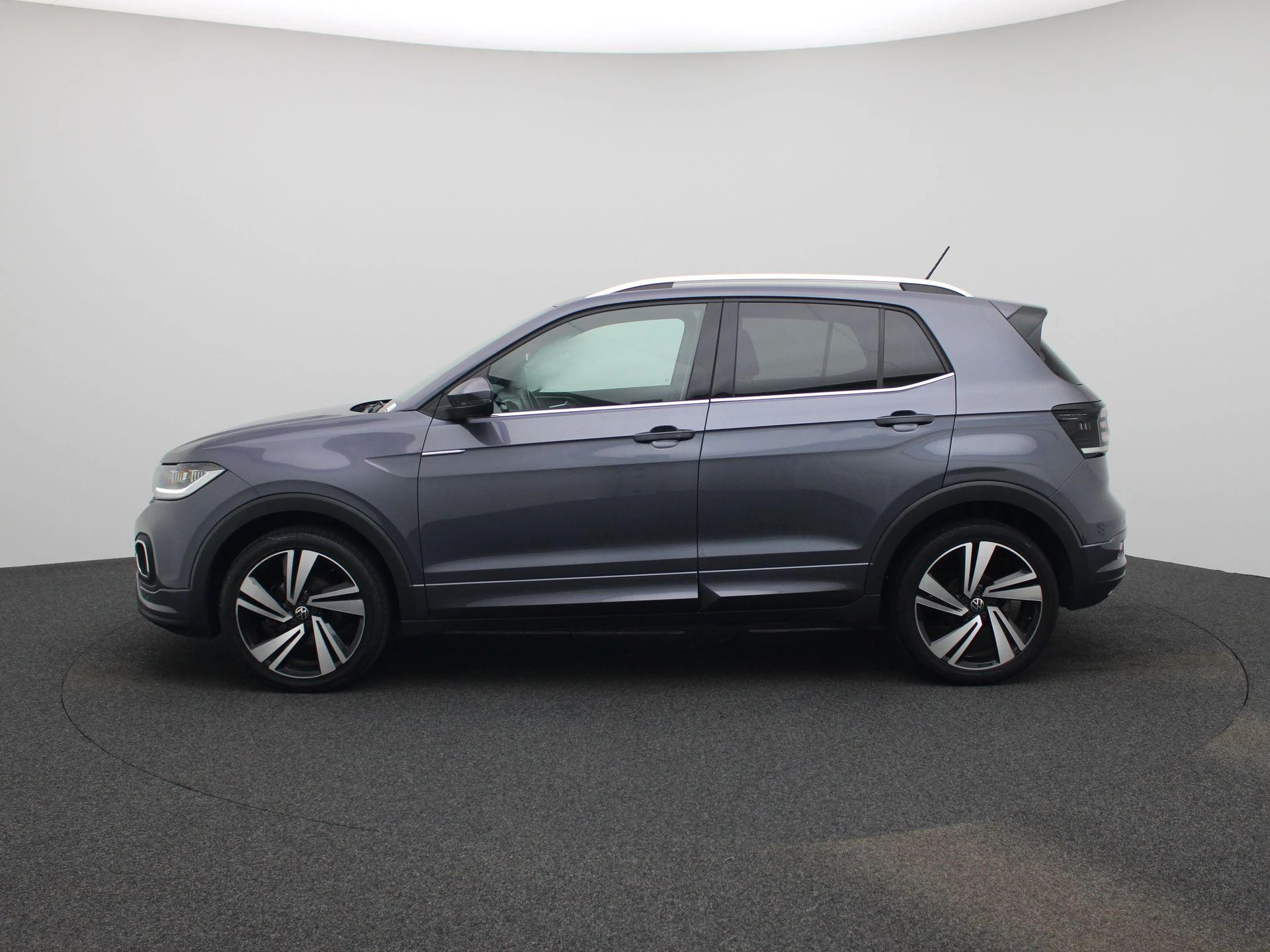 Volkswagen-T-Cross-image-3