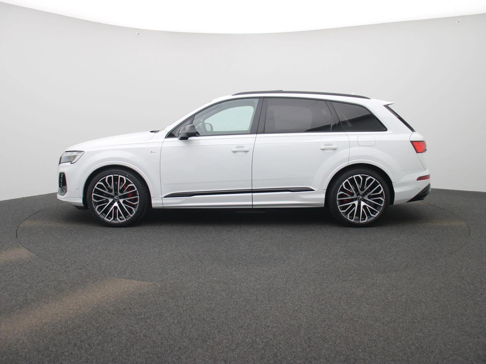 Audi-Q7-image-3