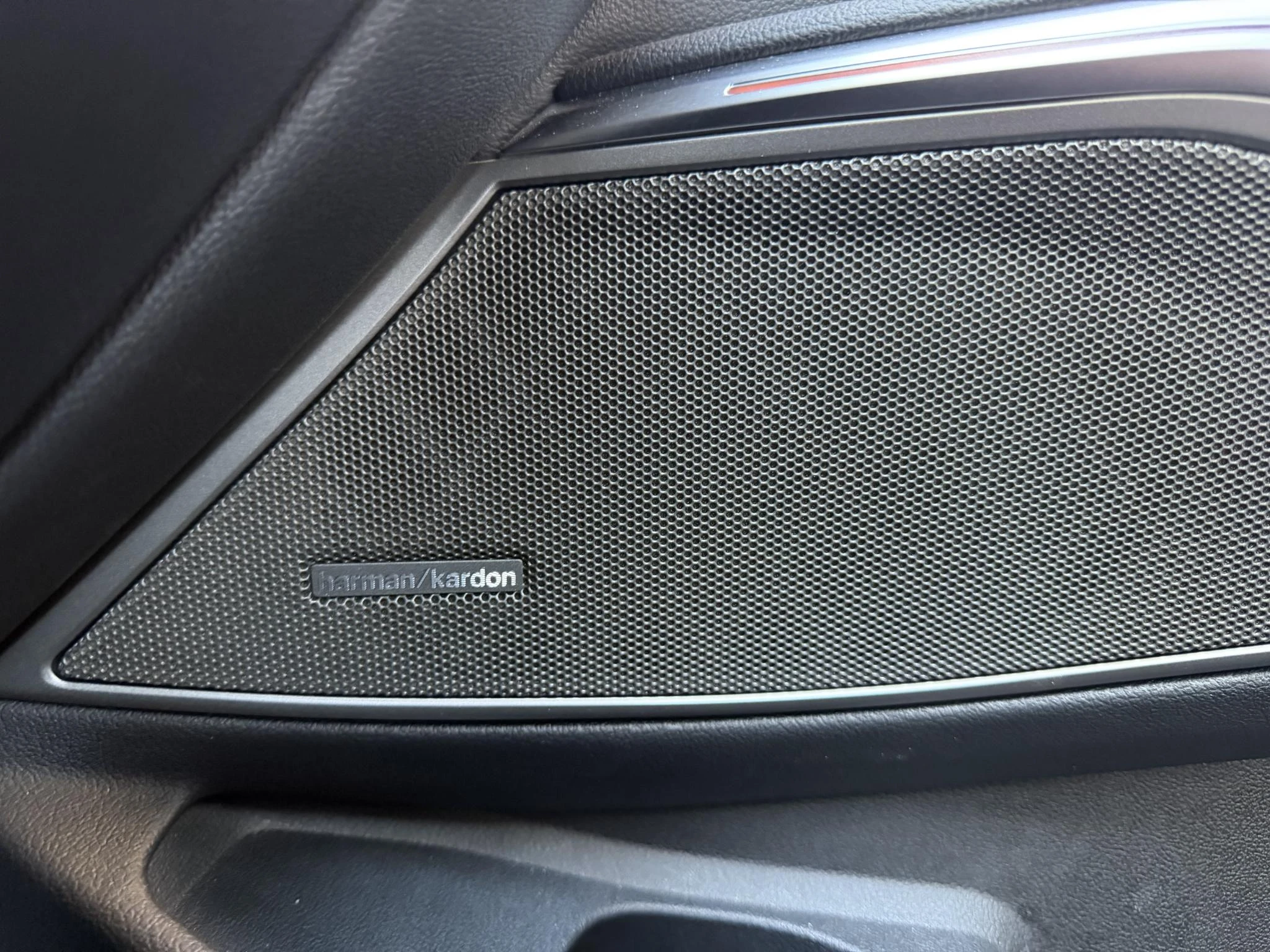 BMW-3 Serie-image-10