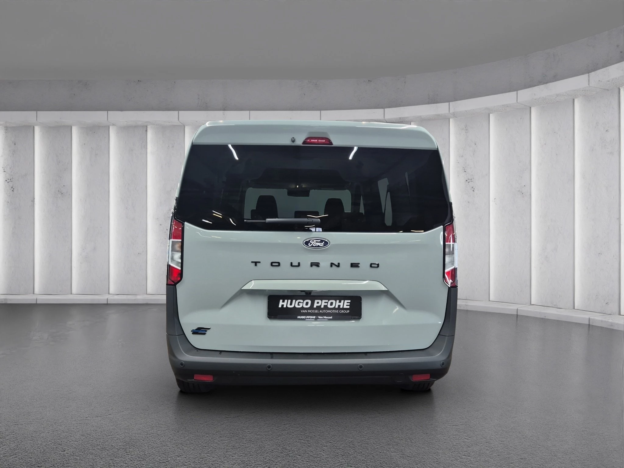 Ford-Tourneo Courier-image-3