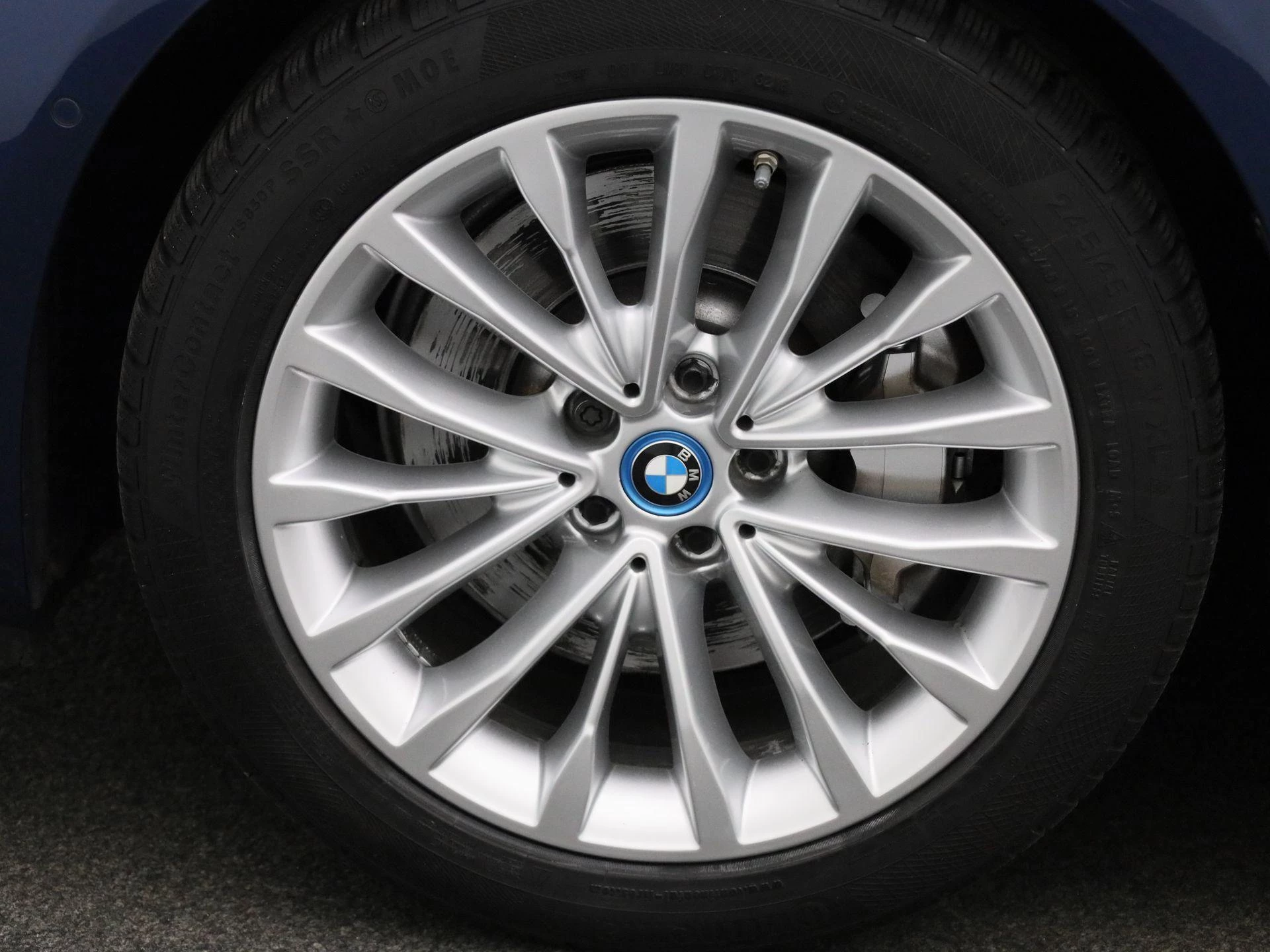 BMW-5 Serie-image-12