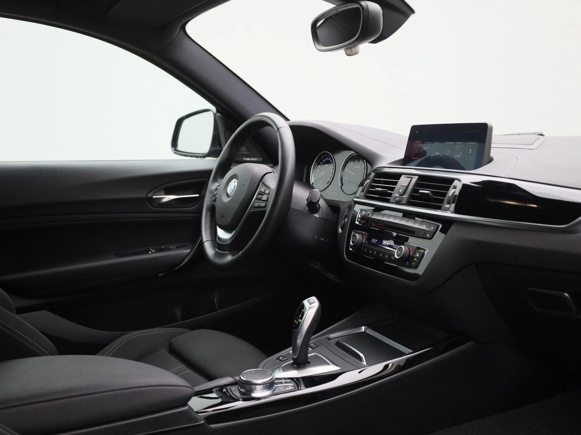 BMW-1 Serie-image-31