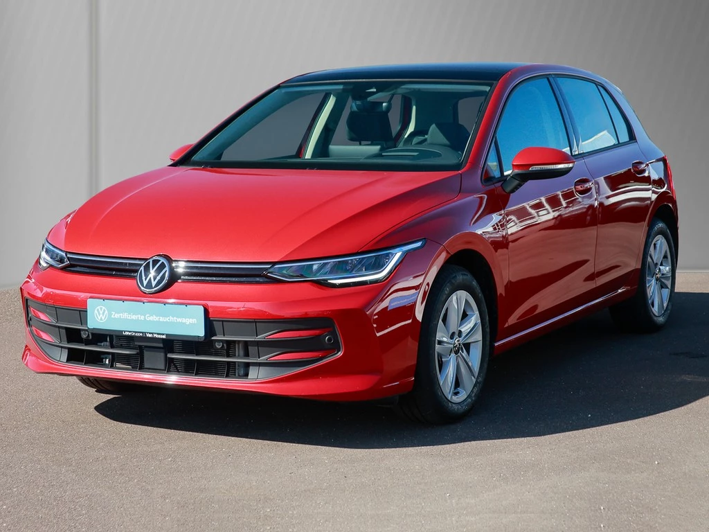 Volkswagen Golf VIII 1.5 eTSI DSG Life Pano, AHK, VWG