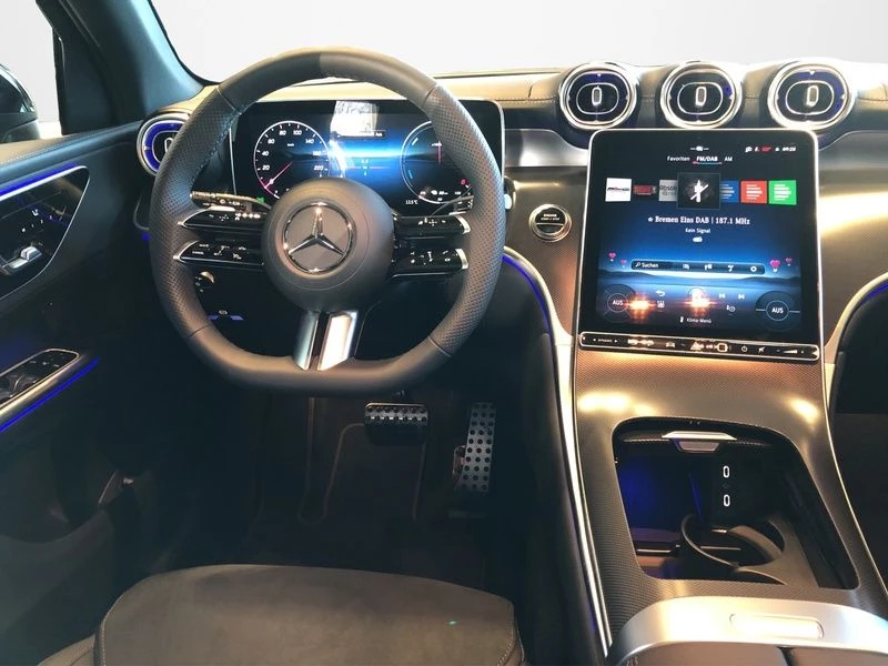 Mercedes-Benz GLC 300 de 4m AMG NIGHT PANO AHK DISTR 360° 20-Z AMG LineX254 GLC 300 de 4m AMG NIGHT PANO AHK DISTR 360° 20-Z AMG Line