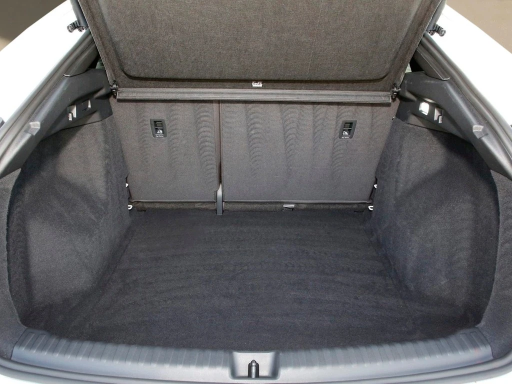 Audi-Q4 Sportback e-tron-image-10