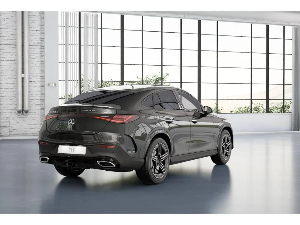 Mercedes-Benz-GLC 220 d-image-3