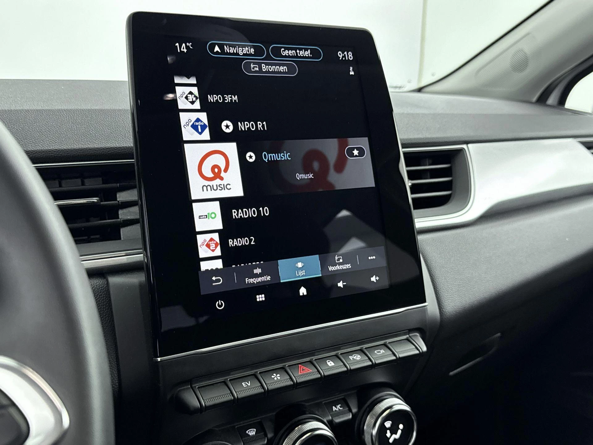 Renault-Captur-image-8