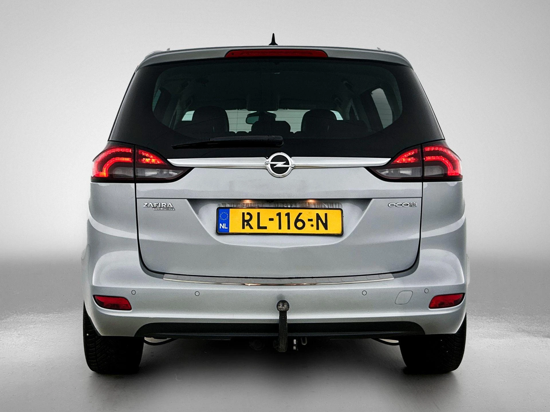 Opel-Zafira Tourer-image-2