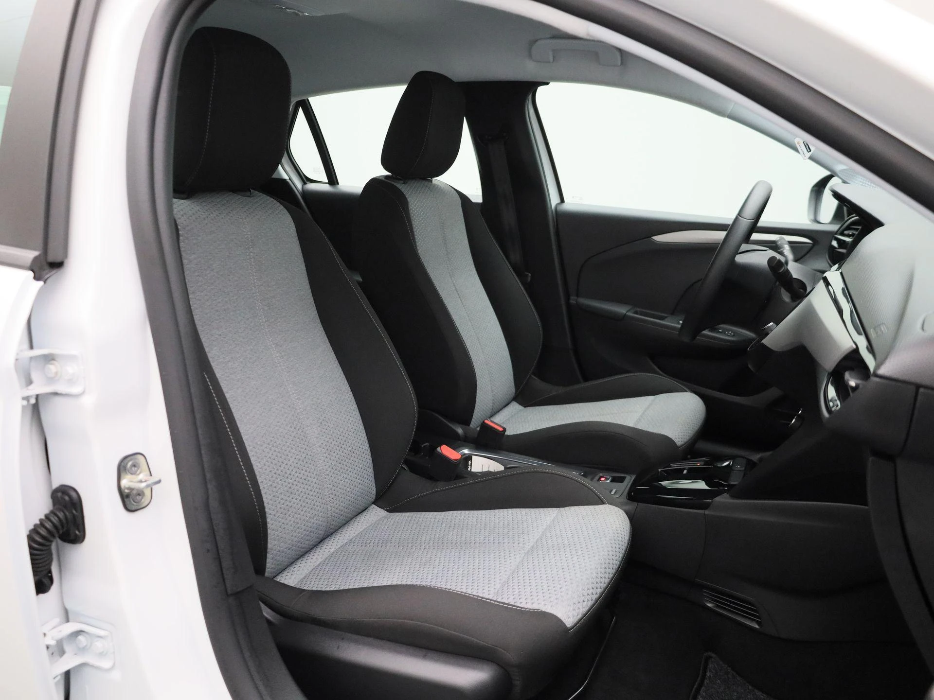 Opel-Corsa-image-31