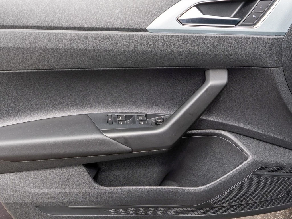 Volkswagen-Taigo-image-18