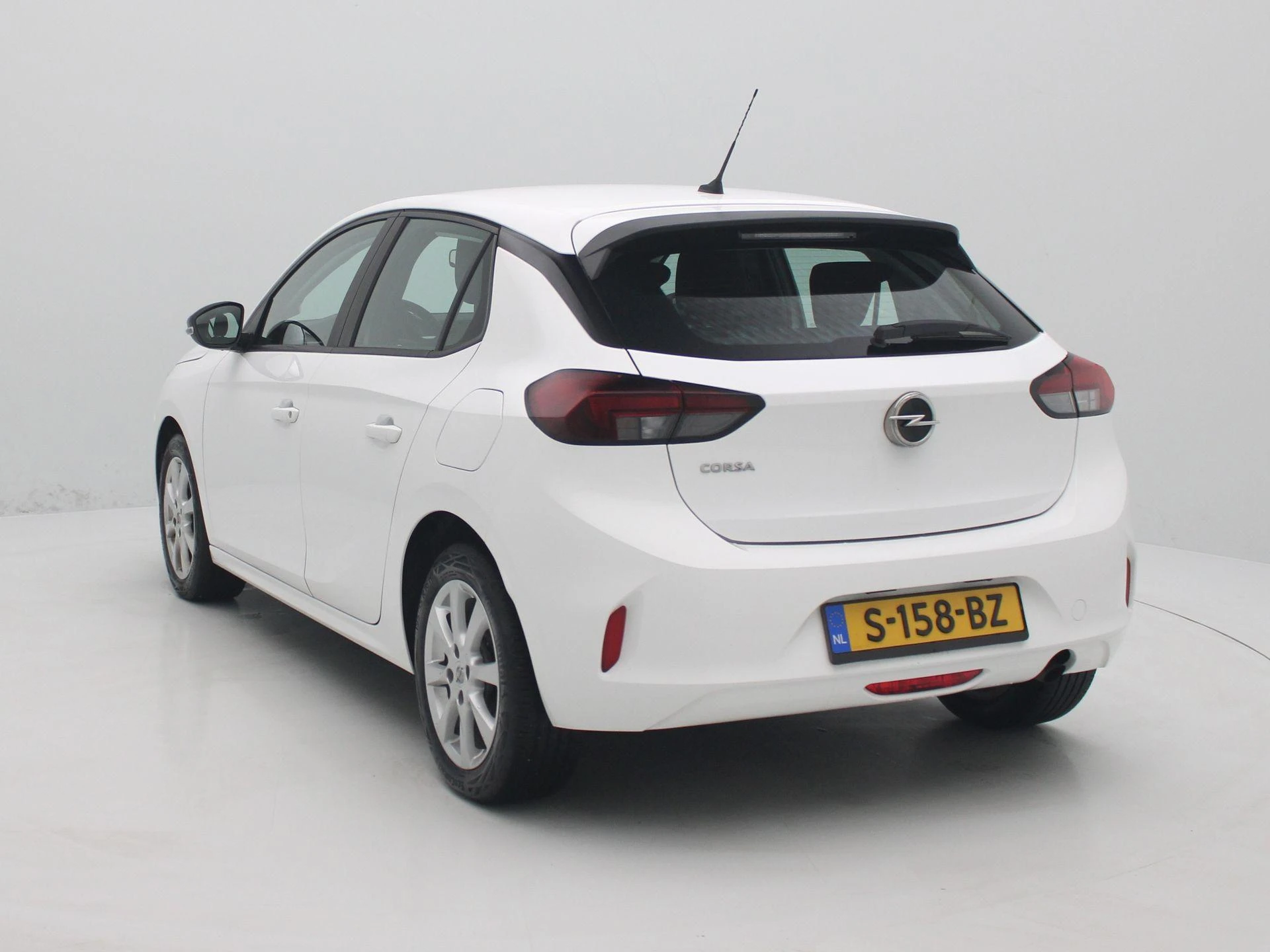 Opel-Corsa-image-2