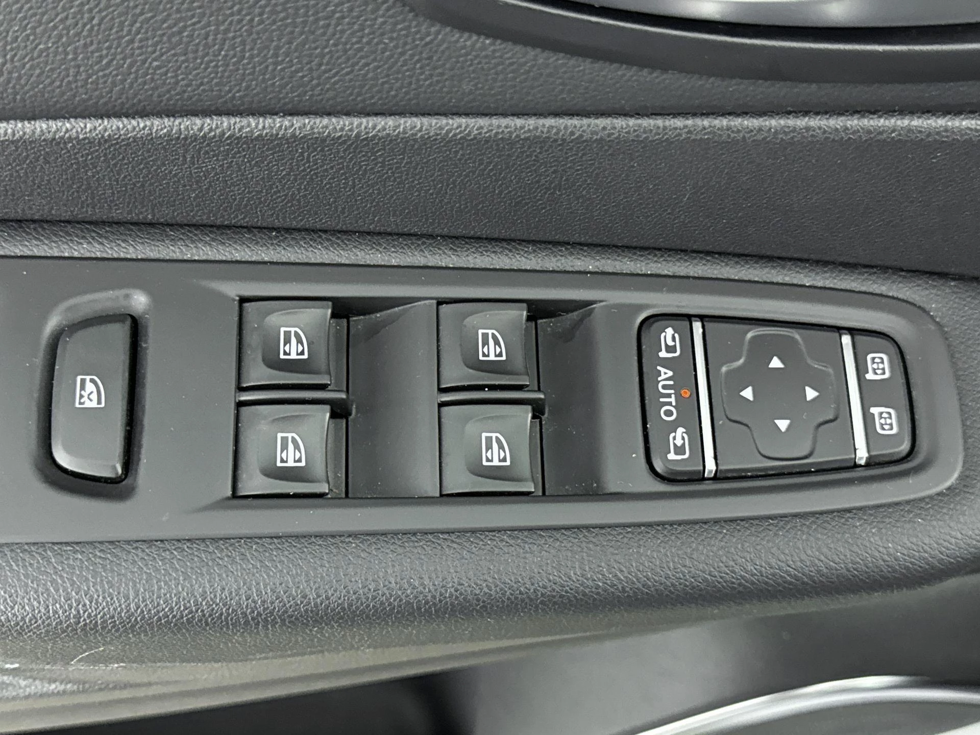 Renault-Captur-image-13