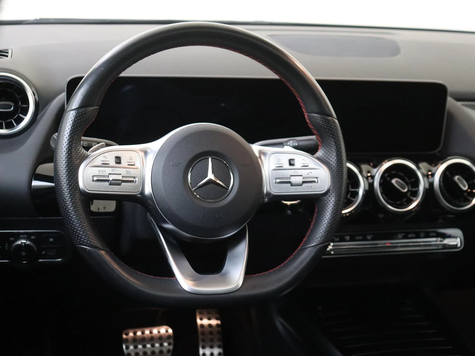Mercedes-Benz B-Klasse 180 Business Solution AMG