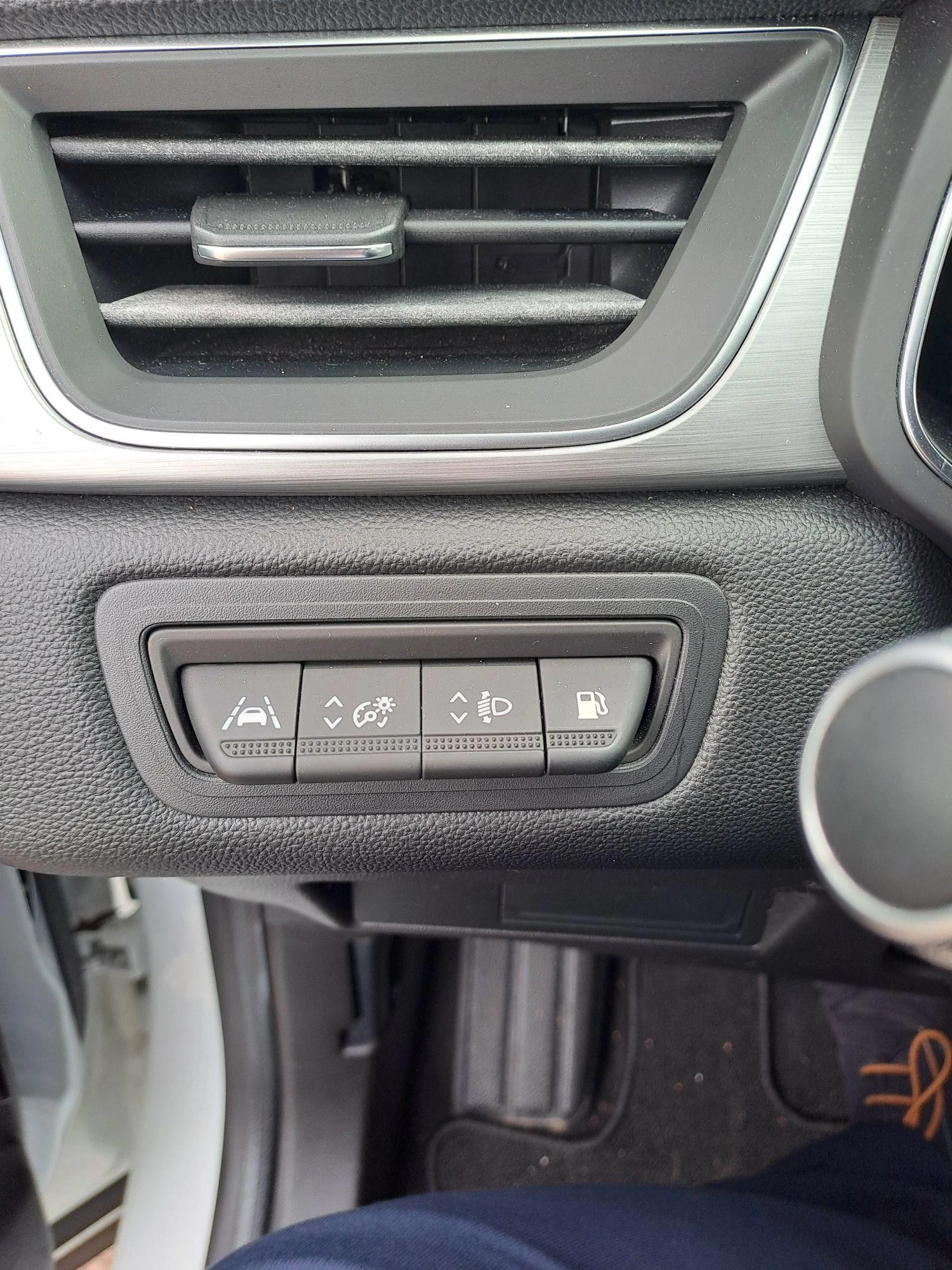 Renault-Captur-image-6
