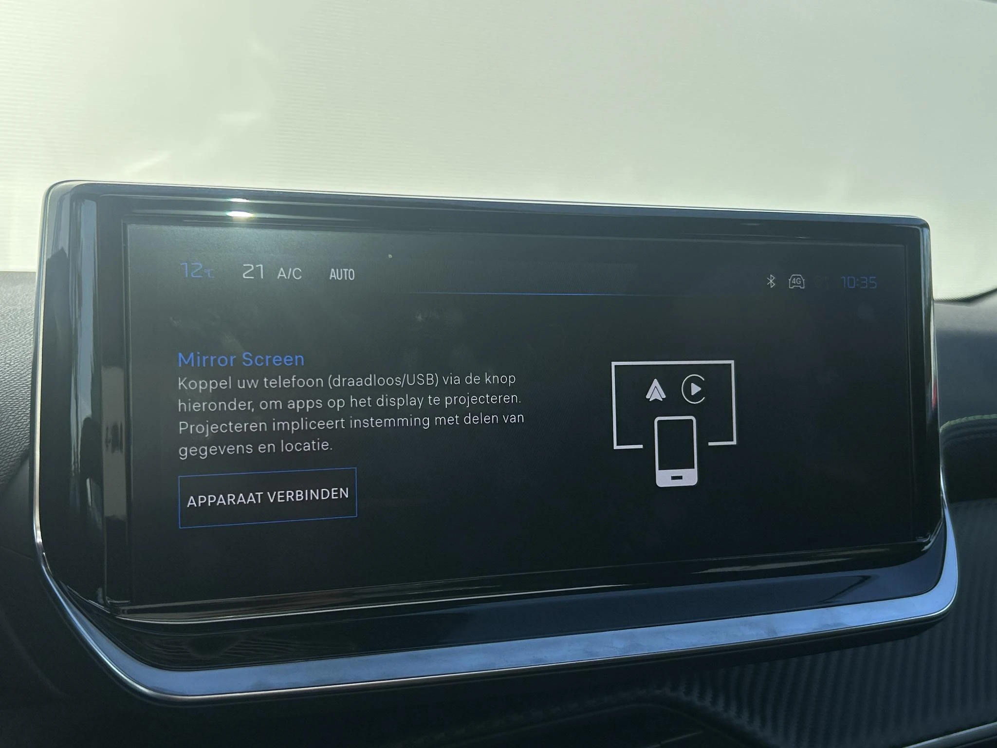 Peugeot-2008-image-13