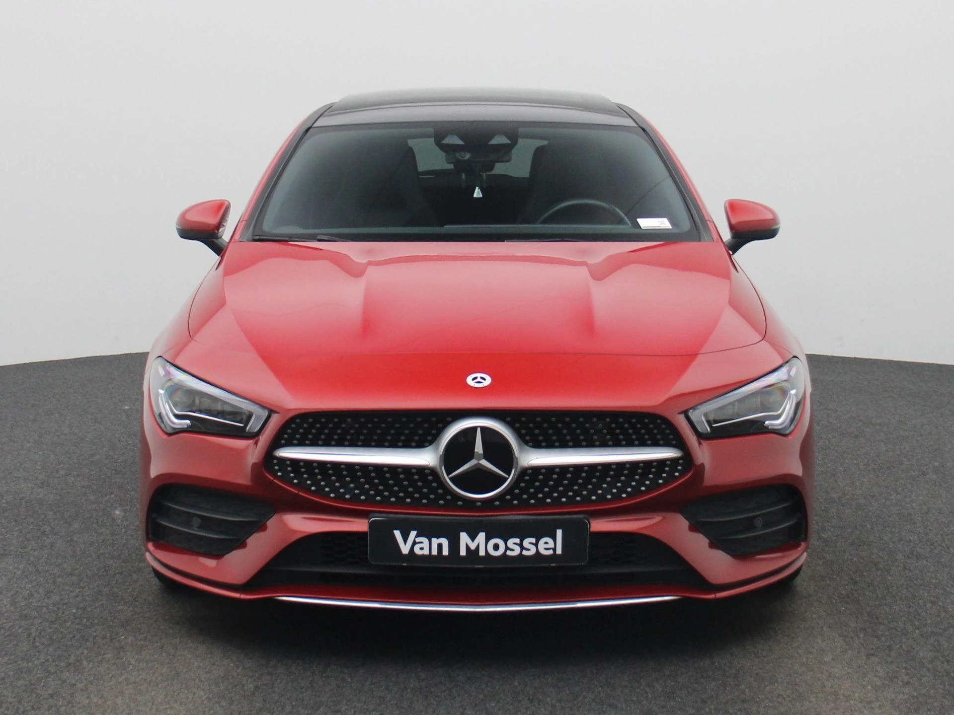Mercedes-Benz CLA 180 d AMG Line Shooting Brake + CARPLAY + PANO DAK + TREKHAAK + MEMORY SEATS +