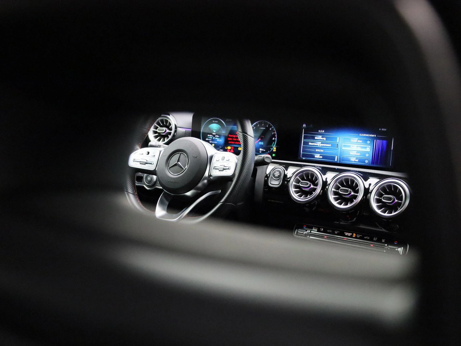 Mercedes-Benz A-Klasse 250 e AMG Line