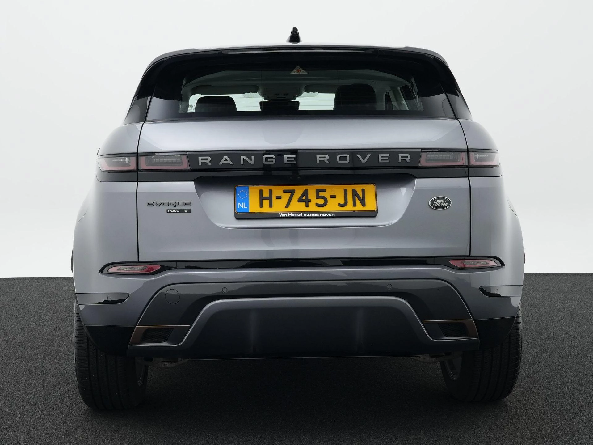 Land Rover-Range Rover Evoque-image-5
