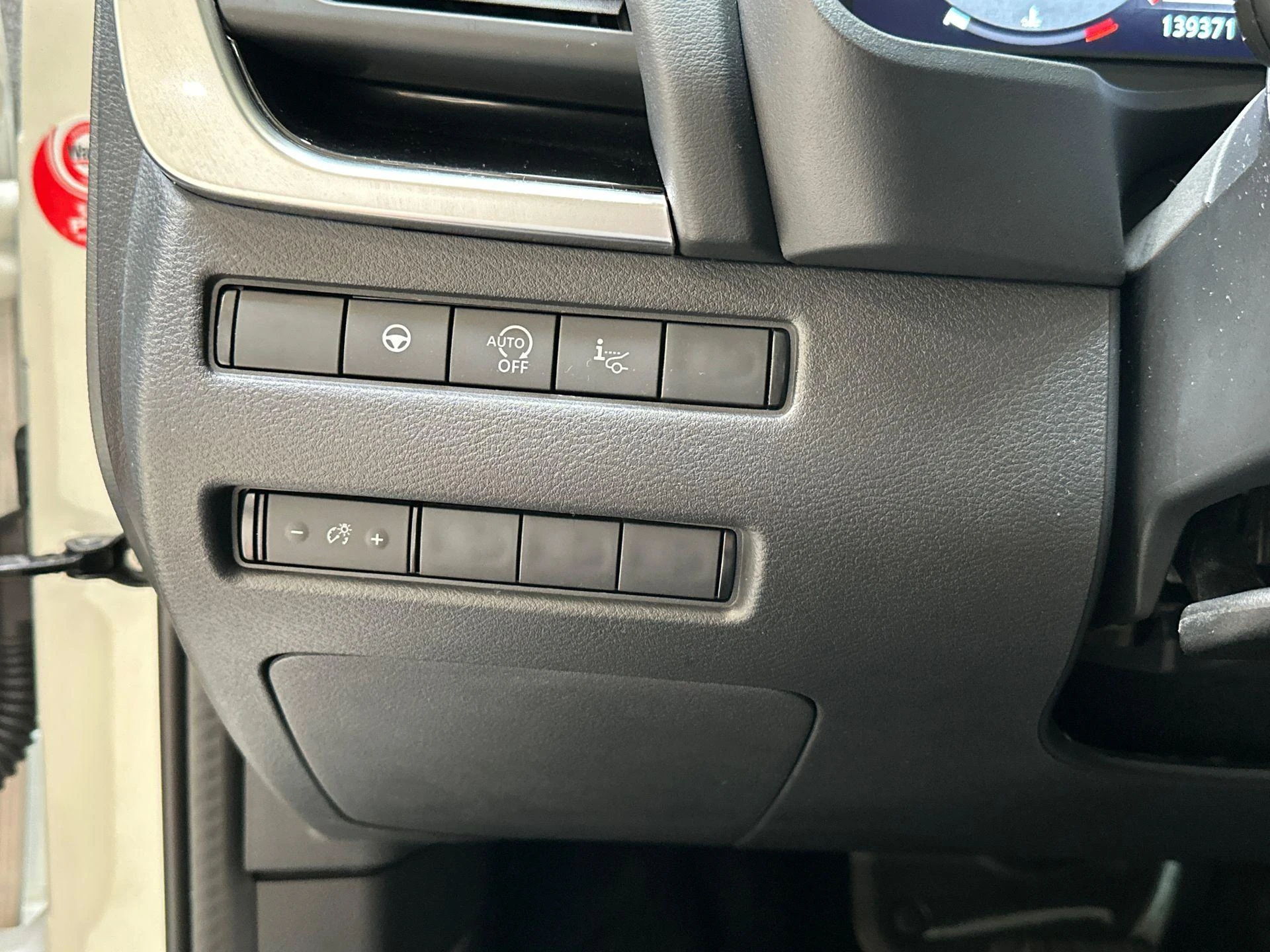 Nissan-QASHQAI-image-17