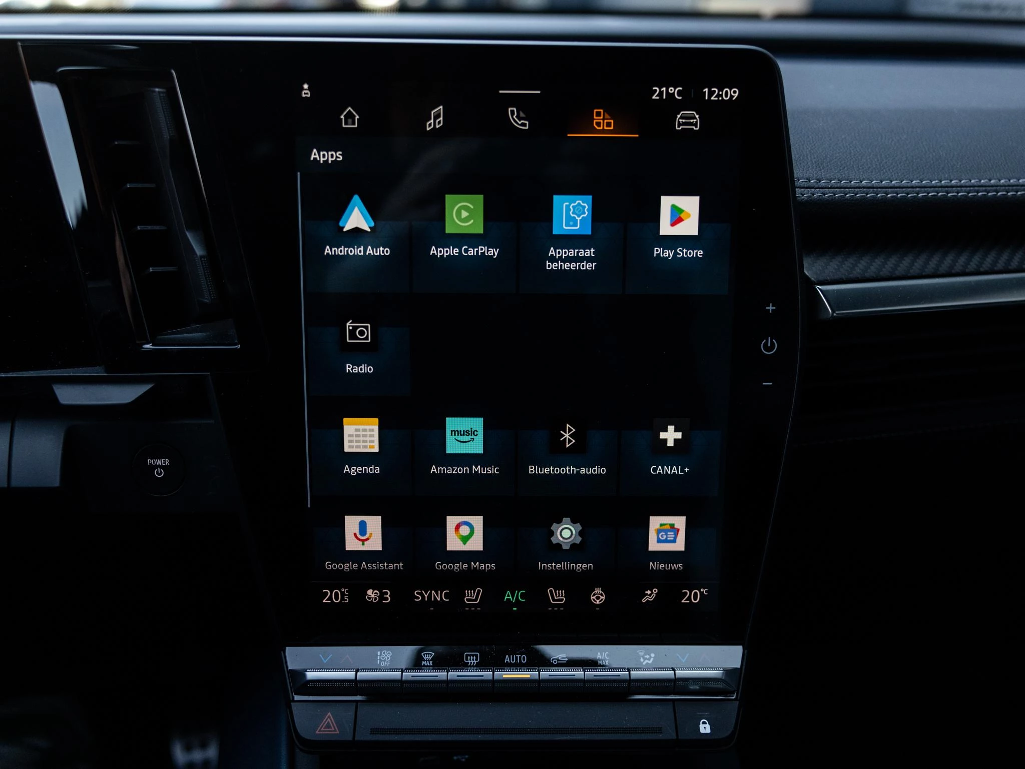 Alpine-A390-image-38