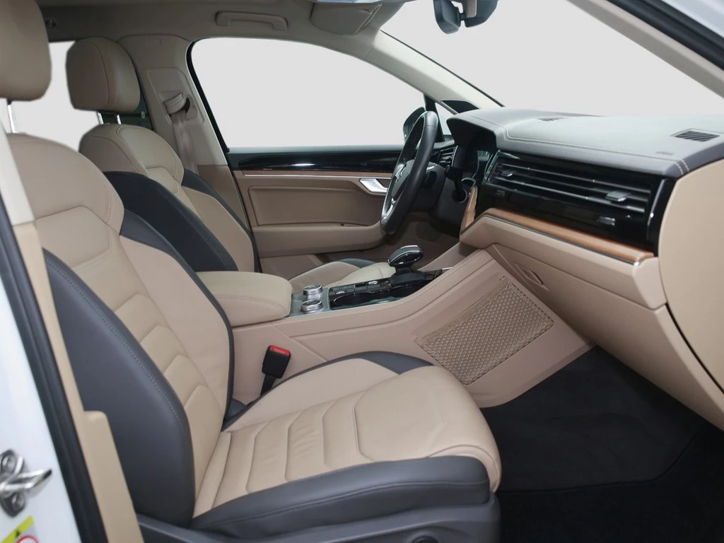 Volkswagen Touareg 3.0 TSI Atmosphere 4Mo Matrix/Leder/Navi
