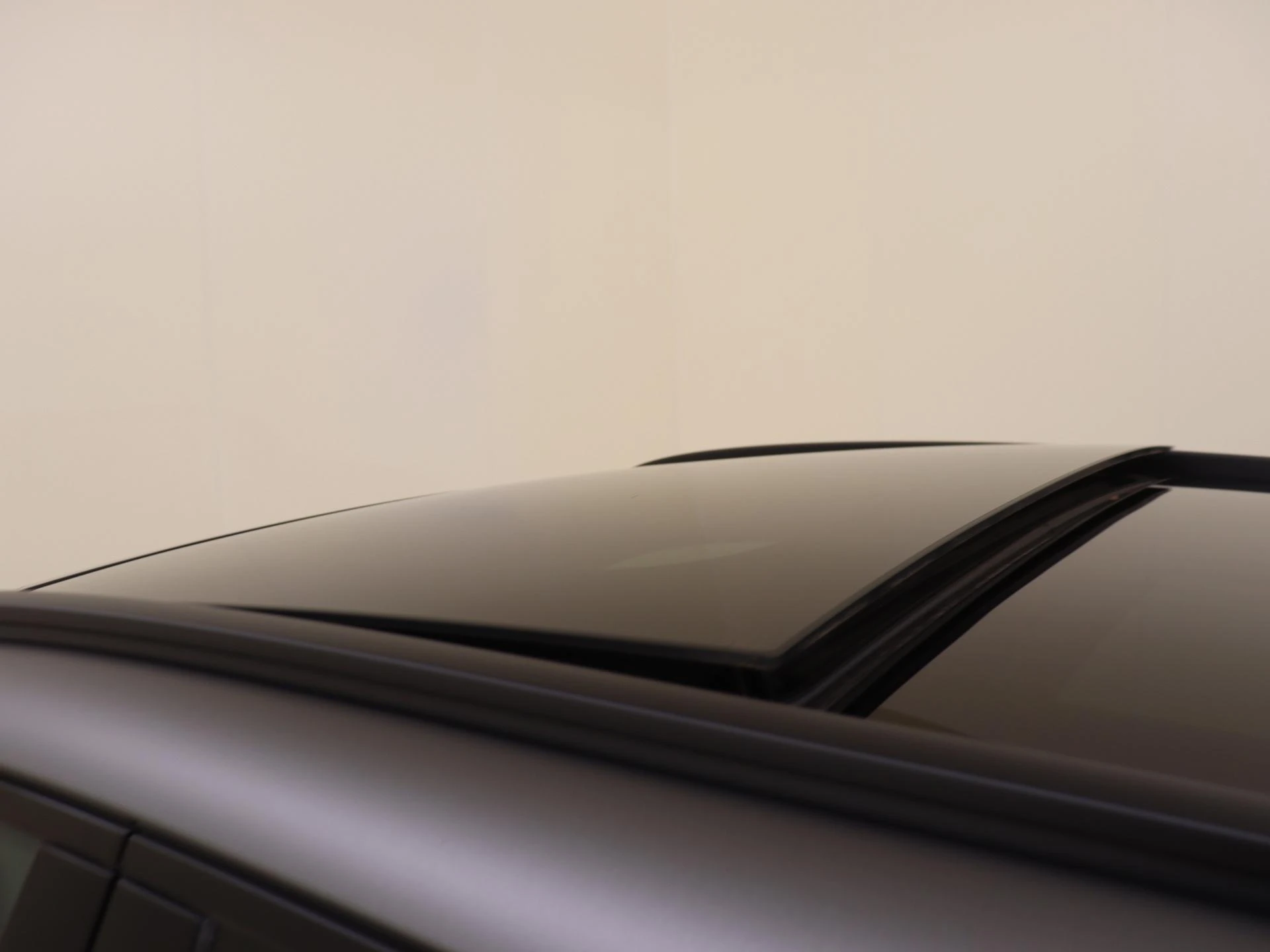 Mercedes-Benz-GLA-image-28
