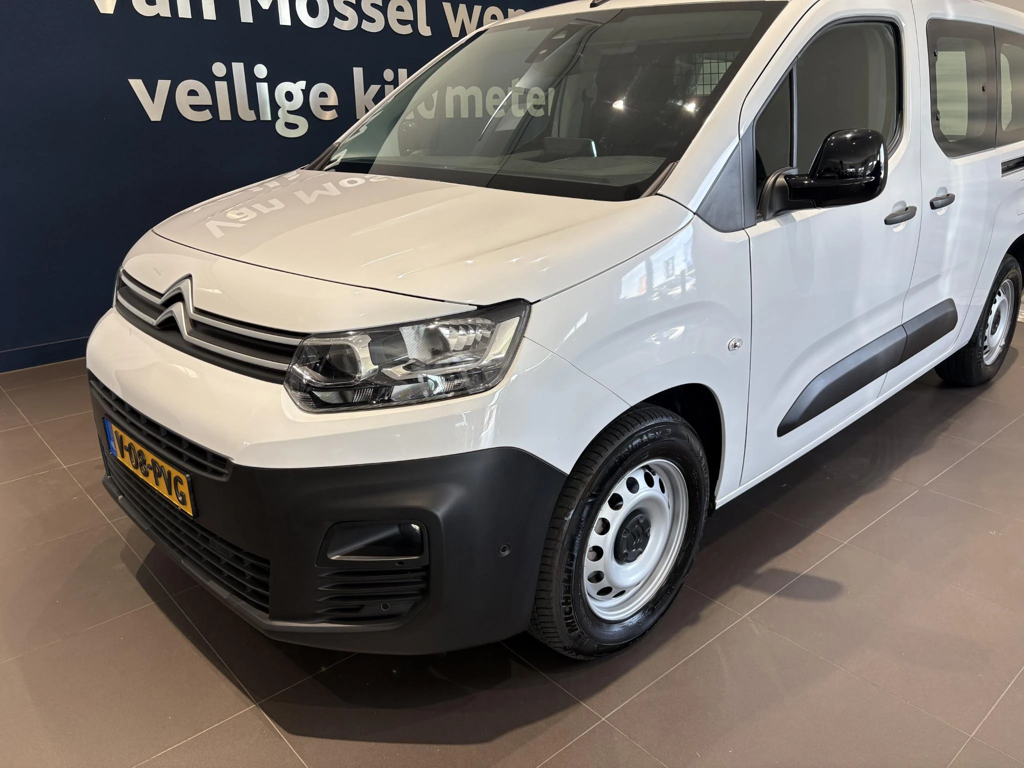 Citroën-ë-Berlingo-image-2