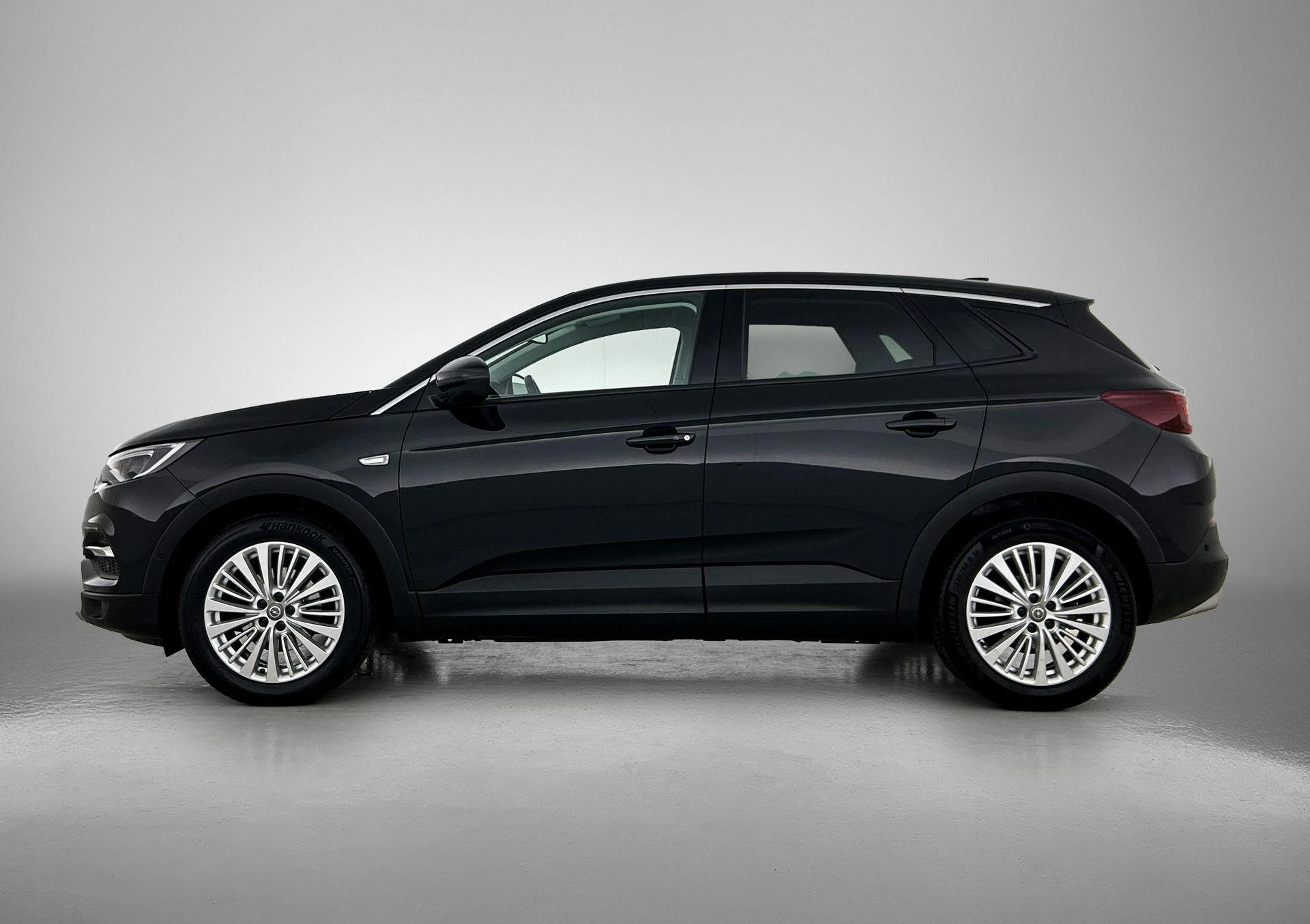Opel-Grandland X-image-1