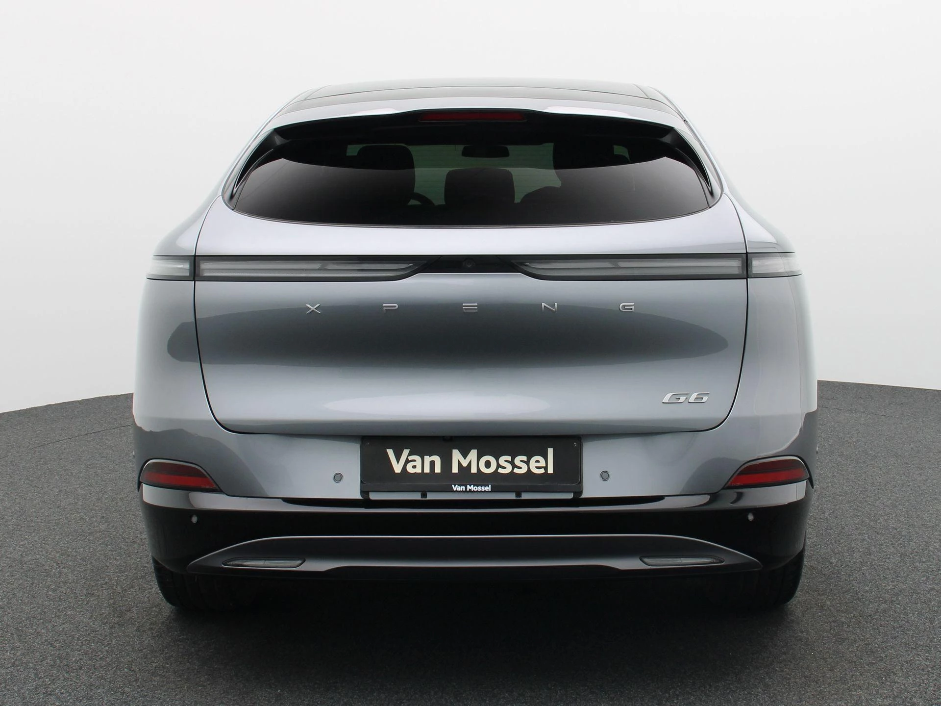 XPENG G6 66KWH SR RWD