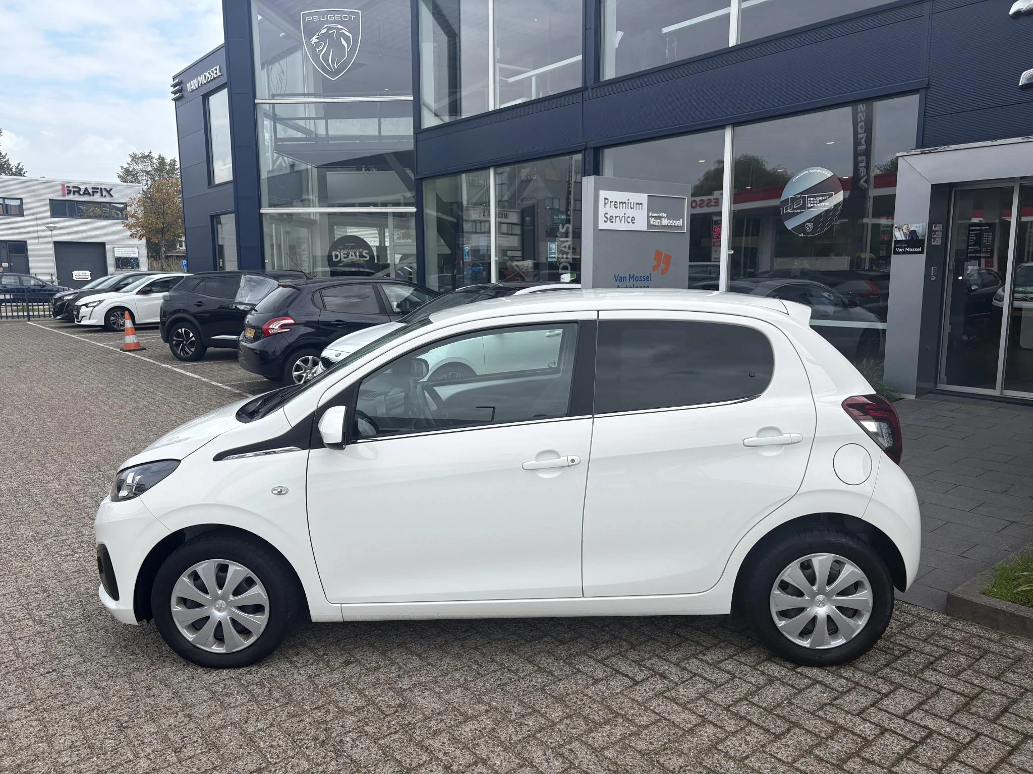 Peugeot-108-image-2