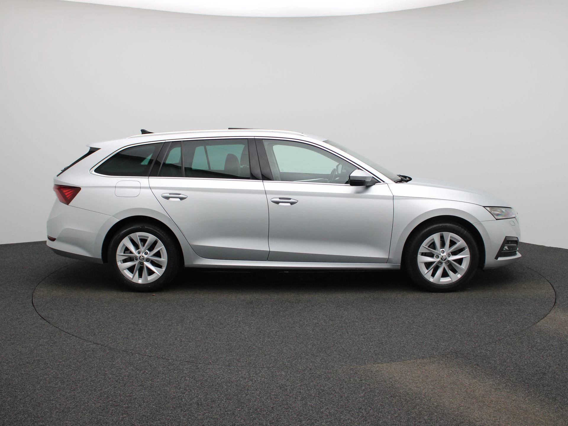 Škoda-Octavia-image-7
