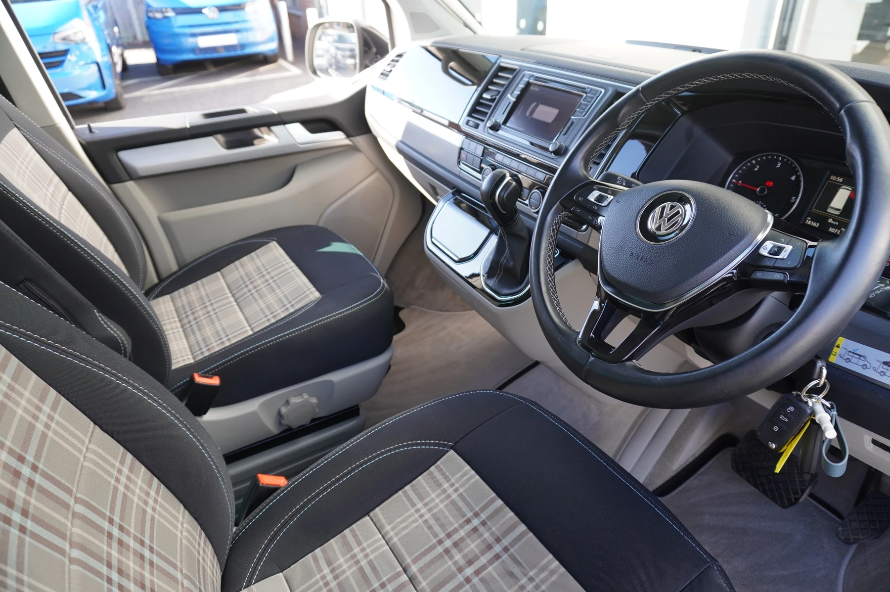 Volkswagen-California-image-5