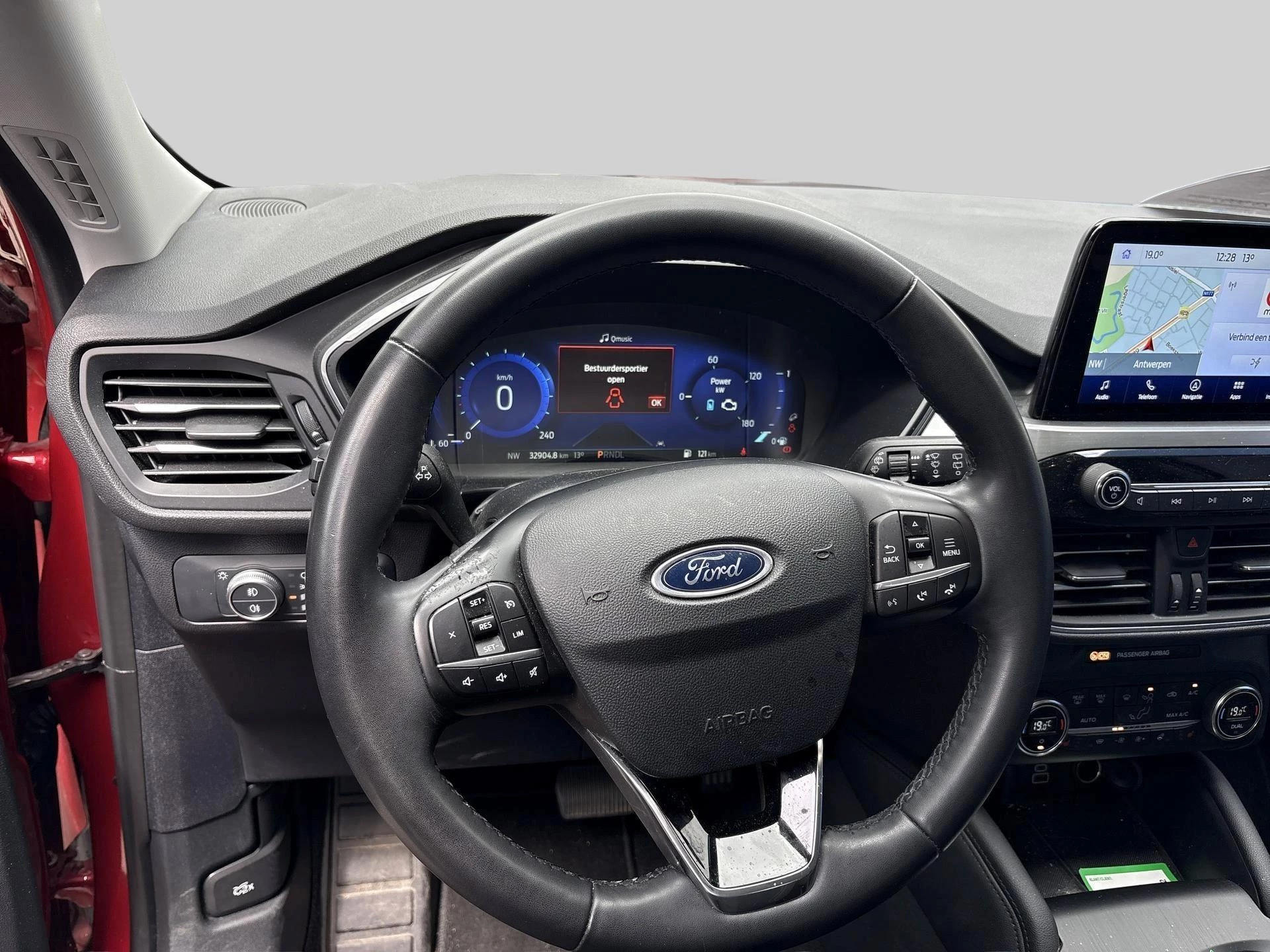 Ford Kuga 2.5i FHEV Aut. 140kW Titanium