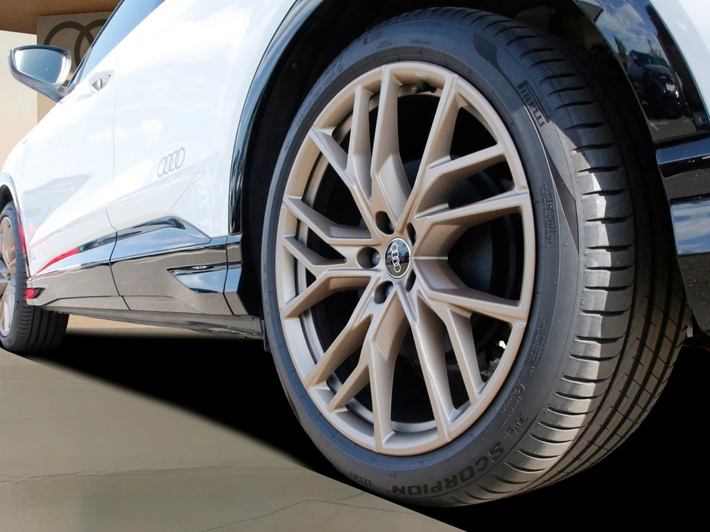Audi-Q4 Sportback e-tron-image-6
