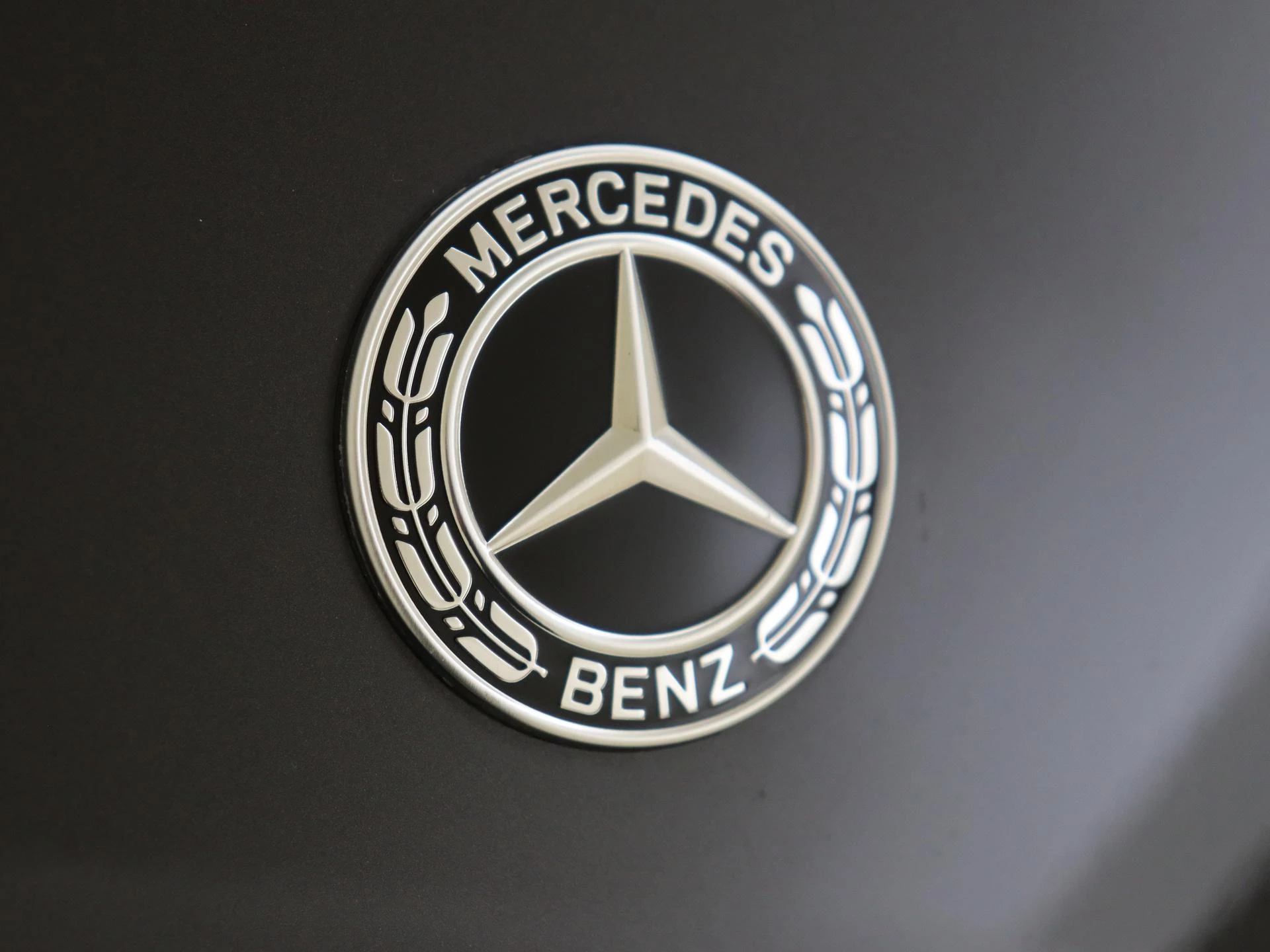 Mercedes-Benz-E-Klasse-image-32