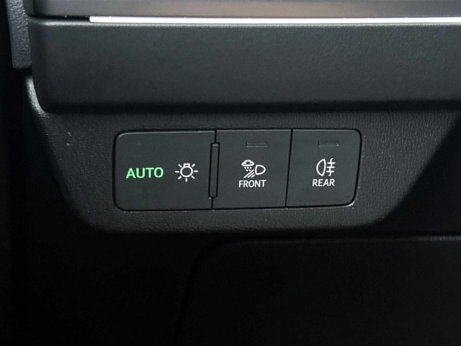 Audi-Q4 e-tron-image-27
