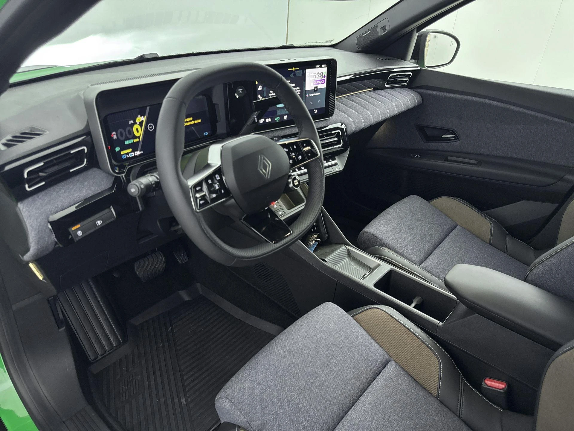 Renault-5-image-16