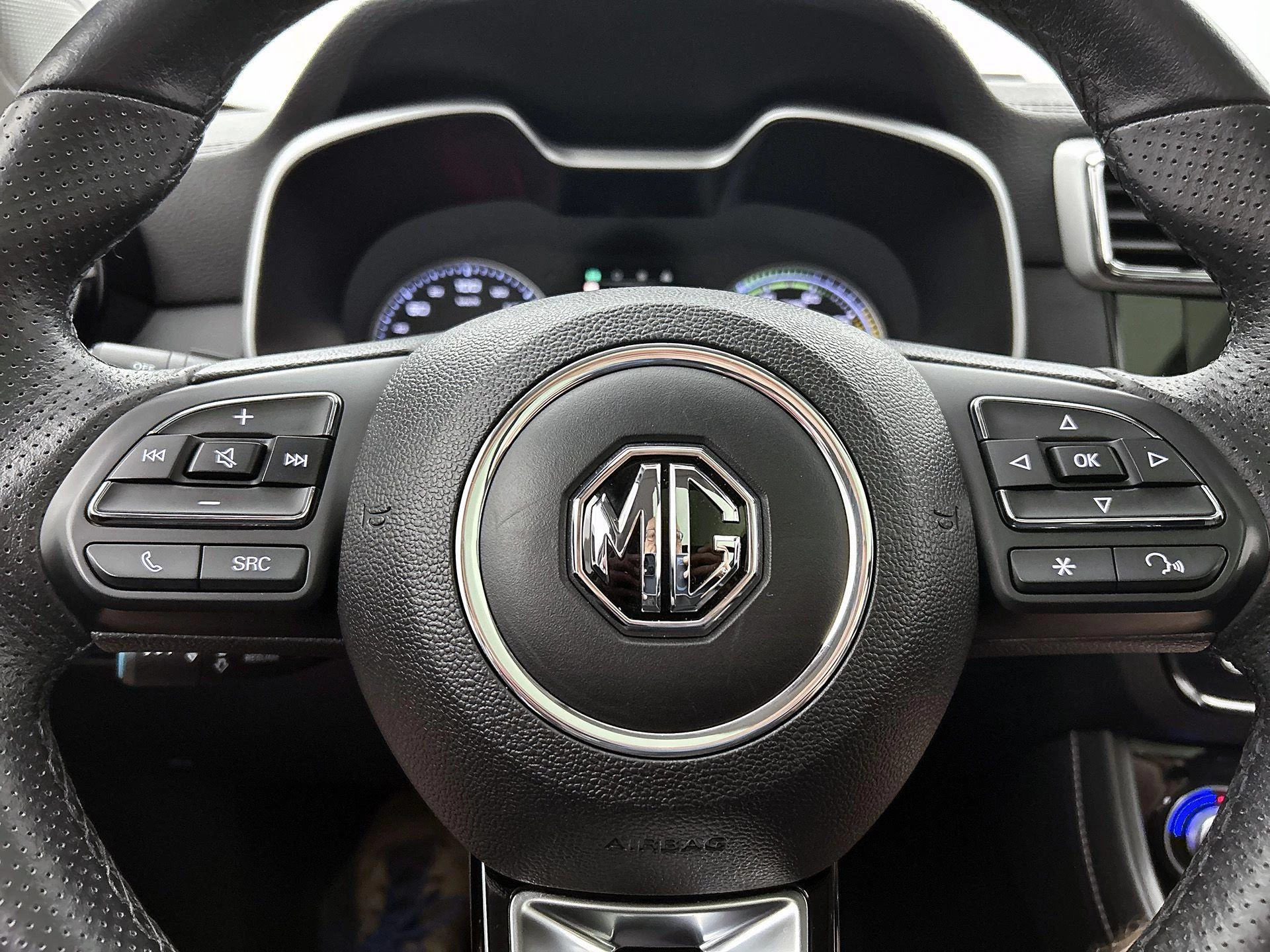 MG ZS EV Luxury 45 kWh
