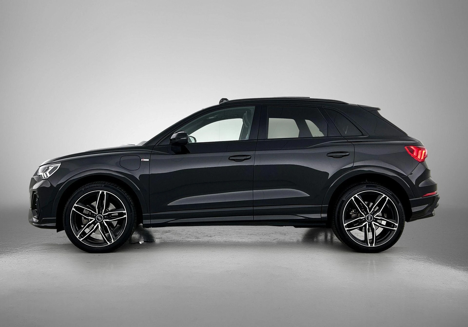 Audi Q3 45 TFSI e S edition 245 PK