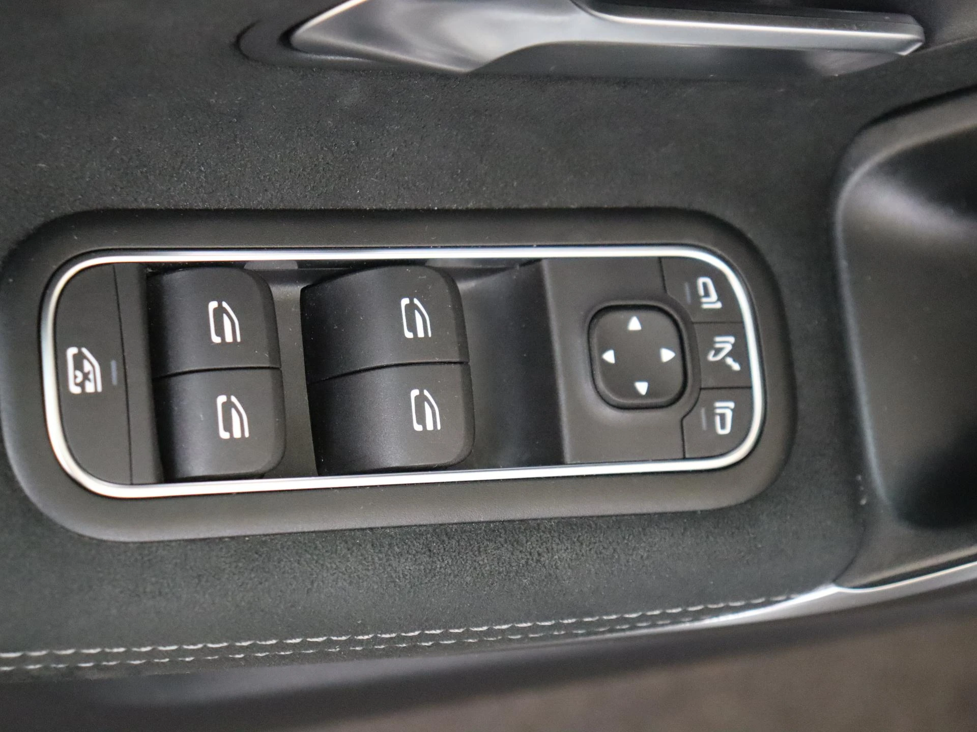 Mercedes-Benz A-Klasse 250 e Business Solution AMG