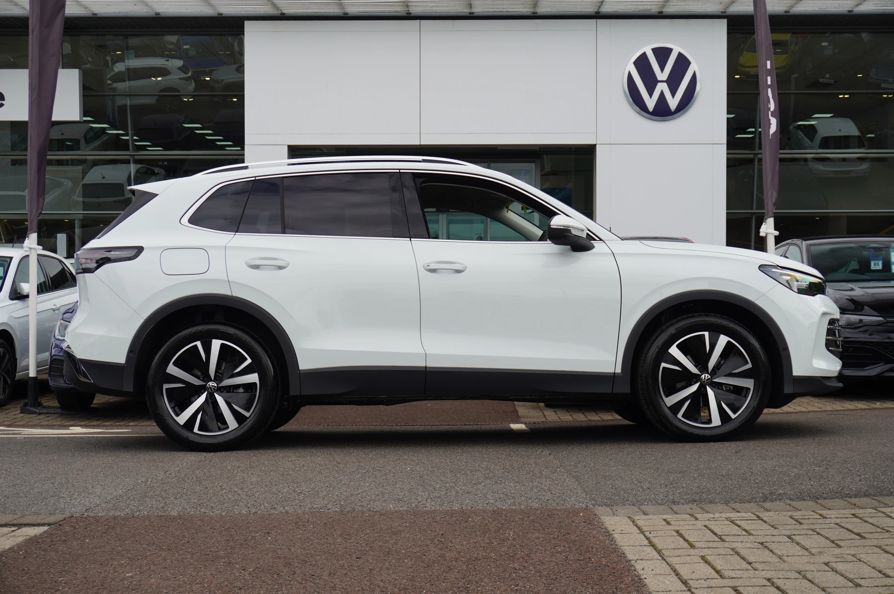 Volkswagen-Tiguan-image-3