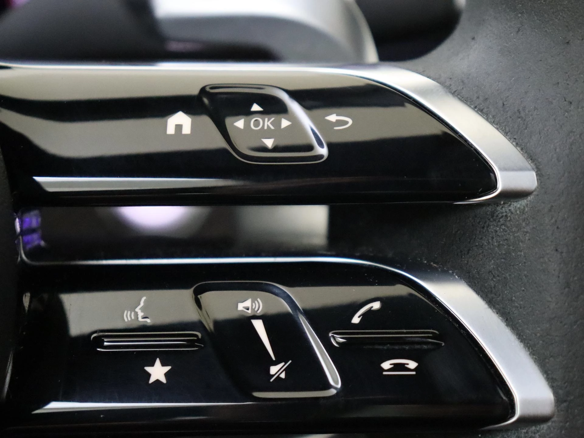 Mercedes-Benz-E-Klasse-image-18