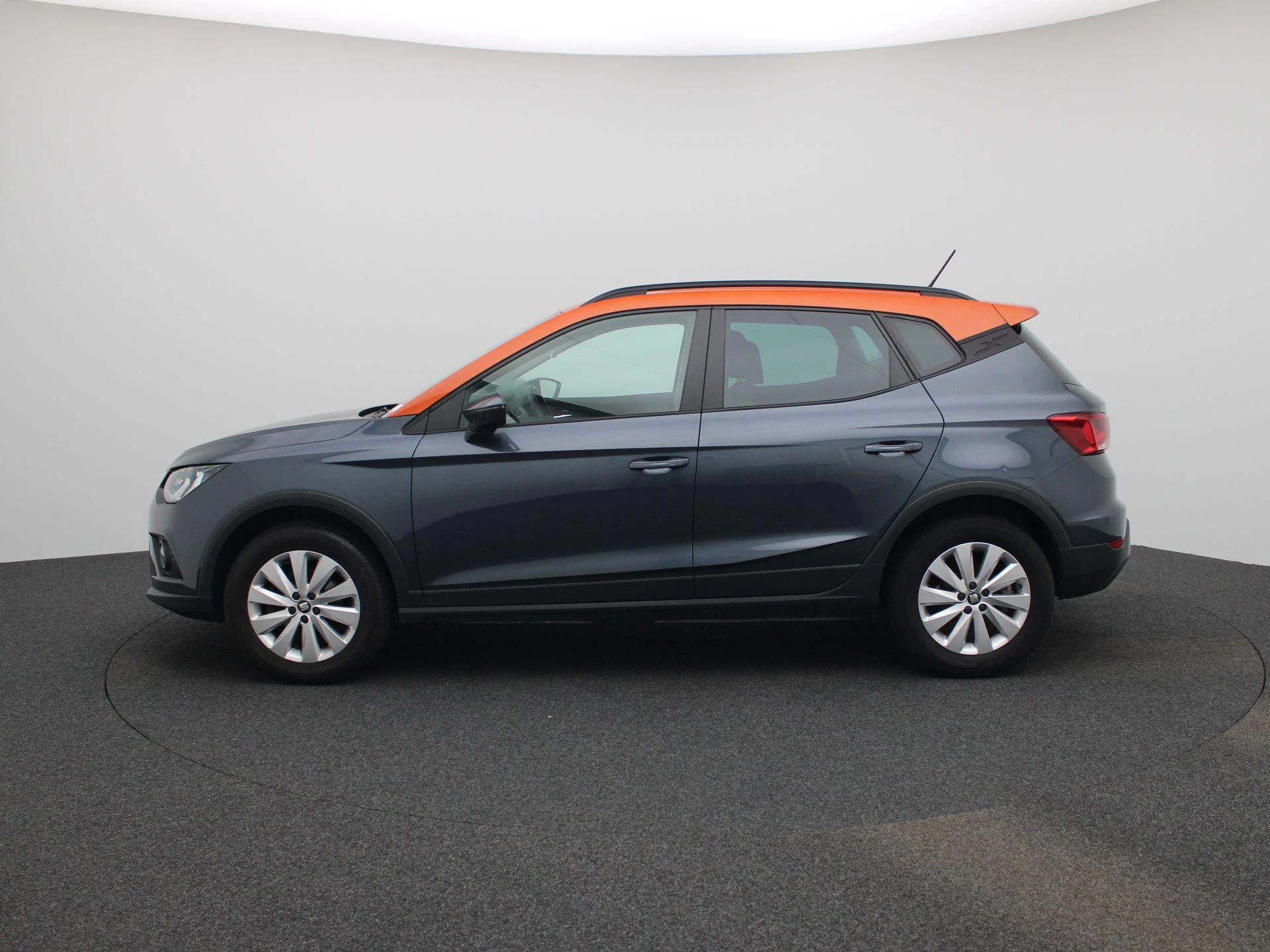 SEAT Arona 1.0 TSI Xcellence Business Intense