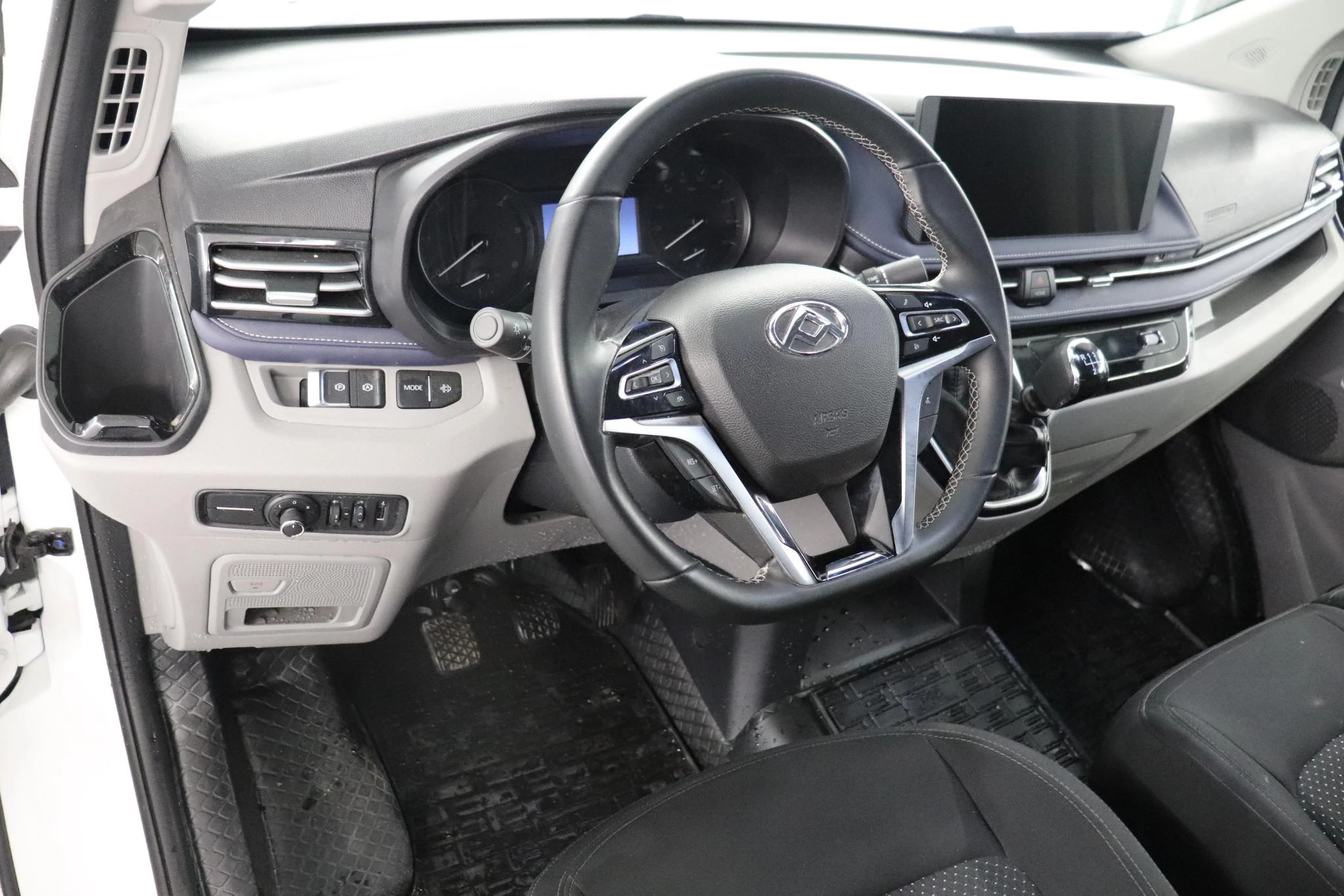 Maxus Deliver7 L1H1 77kWh