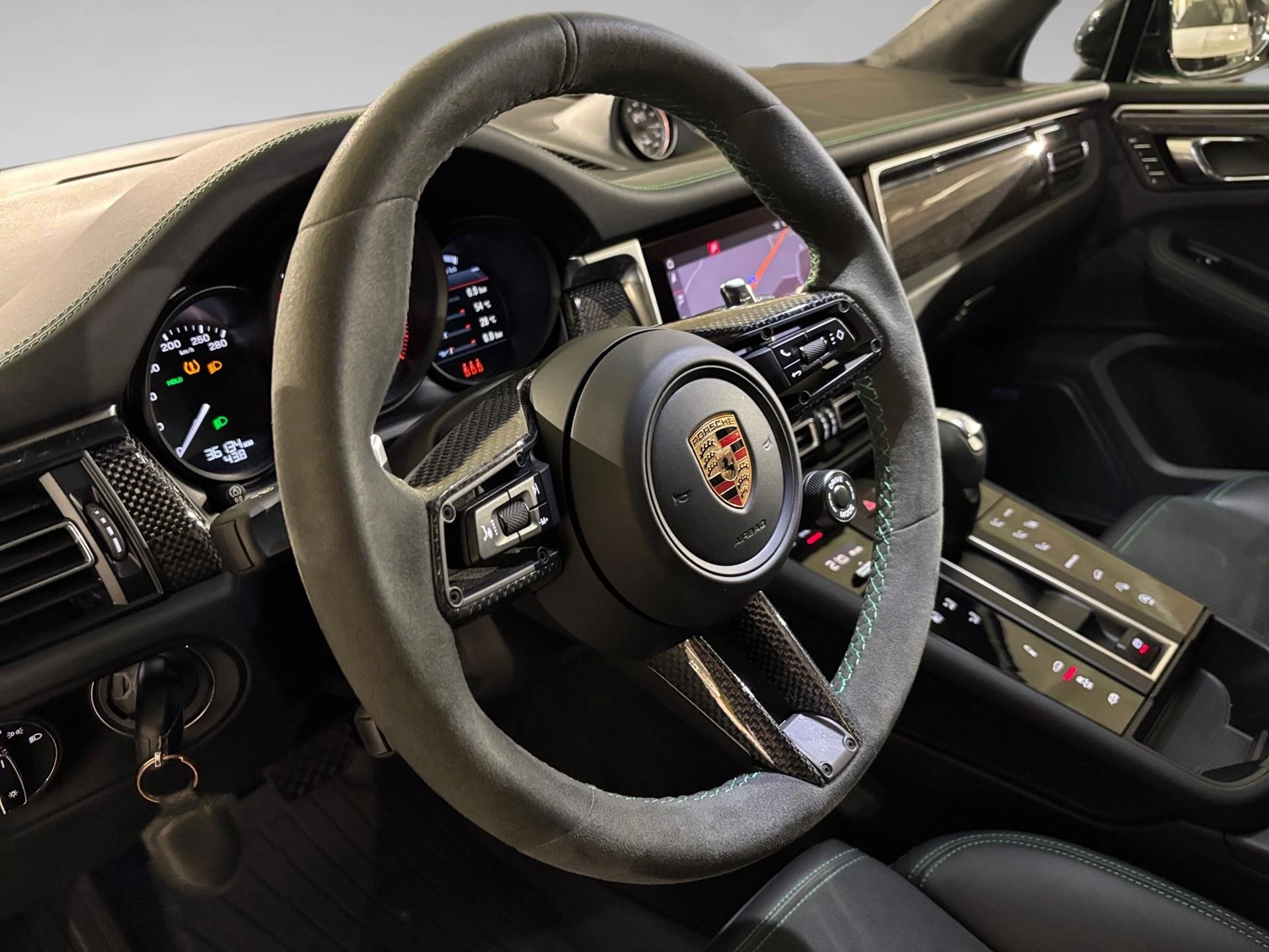 Porsche-Macan-image-7