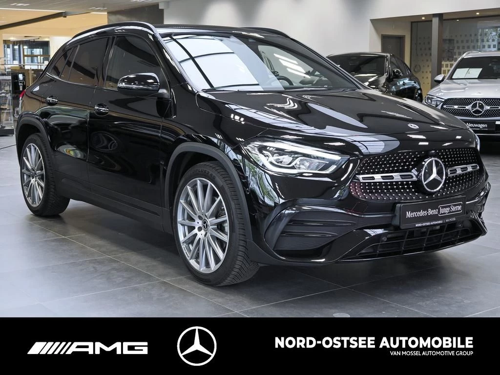 Mercedes-Benz-GLA-image-2