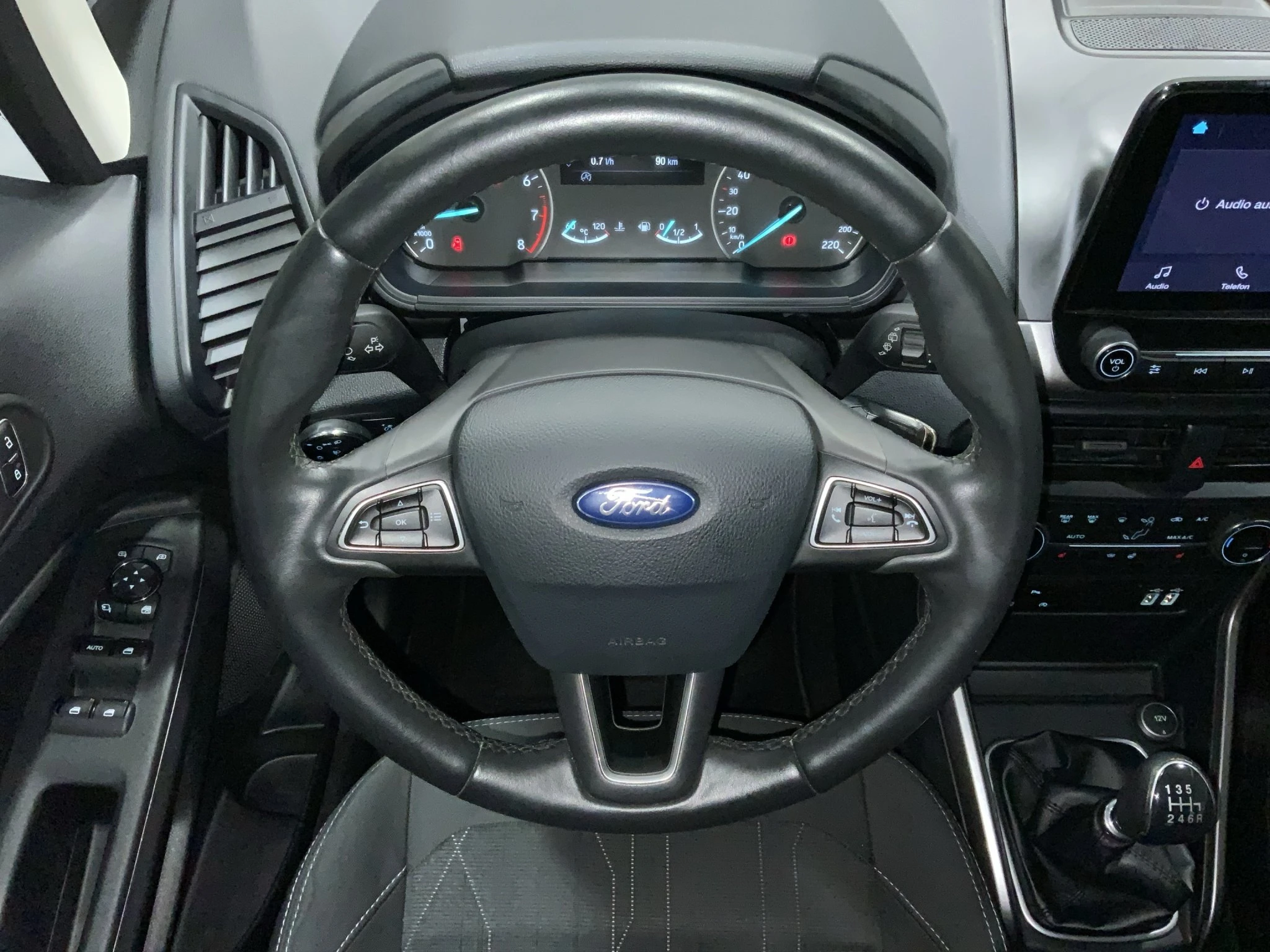 Ford-EcoSport-image-12