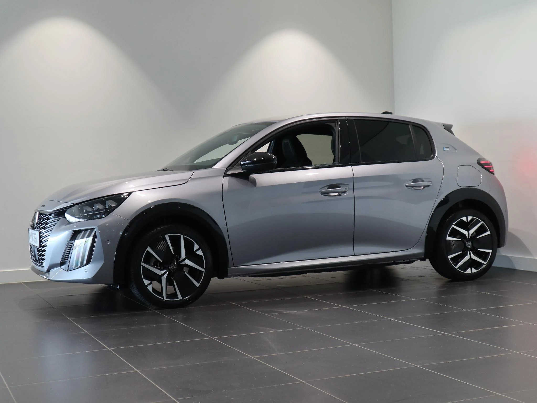 Peugeot-208-image-2